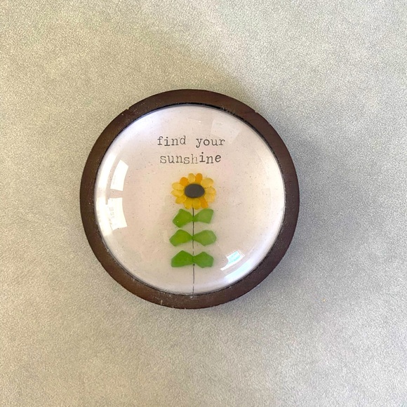 Handmade Sunflower Home Decor - Picture 4 of 4